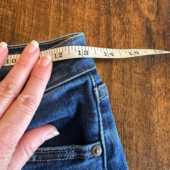 JBD | High Rise Cropped Wide Leg Jeans Raw Hem, Size 26 - Picture 10 of 13